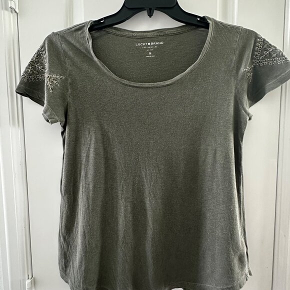Lucky Brand Womens Embroidered Olive Green Short Sleeve T-Shirt Medium Cotton Bl - Picture 1 of 6